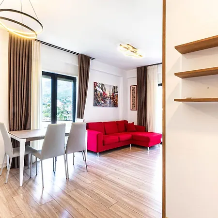 Lägenhet Ama's 1br Ap 4 - Parking, Kitchen & Balcony