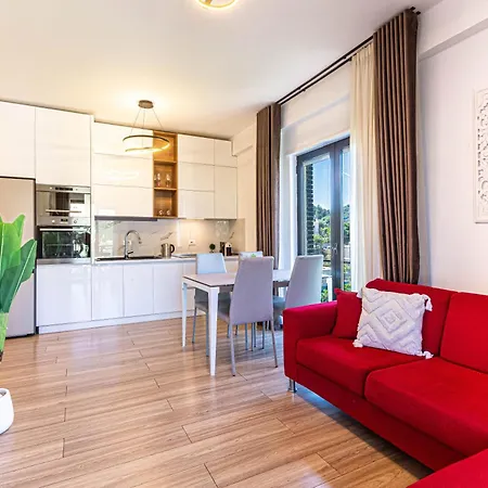 公寓 Ama's 1br Ap 4 - Parking, Kitchen & Balcony *