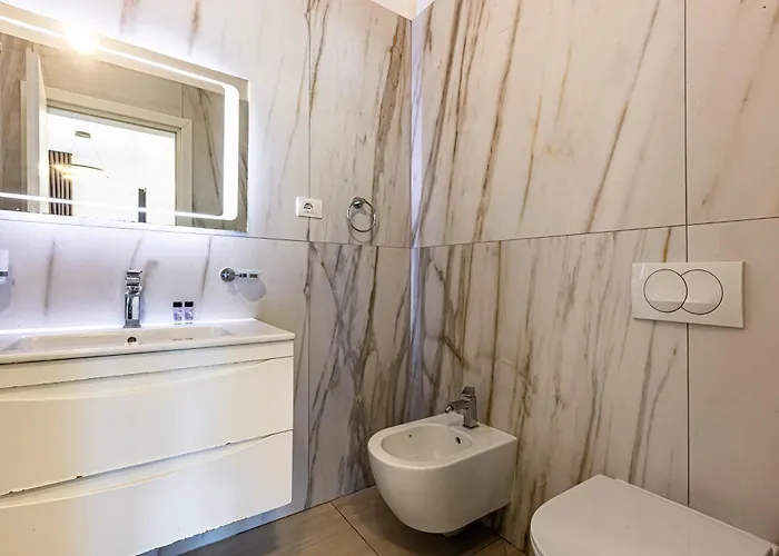 Ama's 1br Ap 4 - Parking, Kitchen & Balcony Apartamento