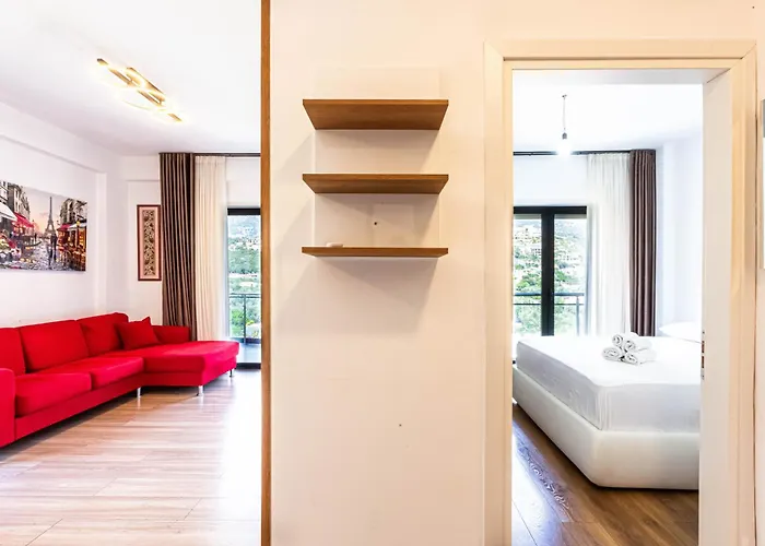 Ama's 1br Ap 4 - Parking, Kitchen & Balcony * Himarë