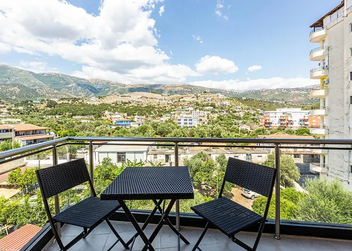 Ama's 1br Ap 4 - Parking, Kitchen & Balcony